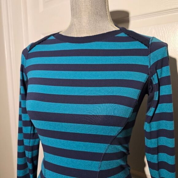 LULULEMON base runner long sleeve - Picture 3 of 5